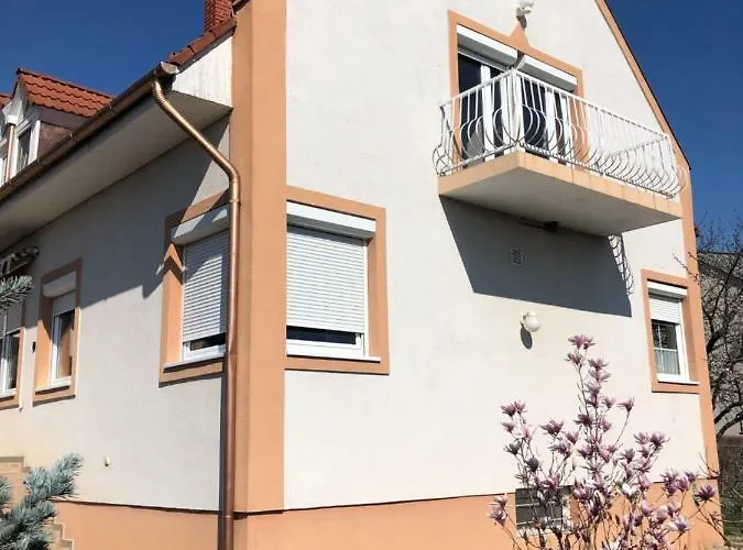 Virág Apartman
